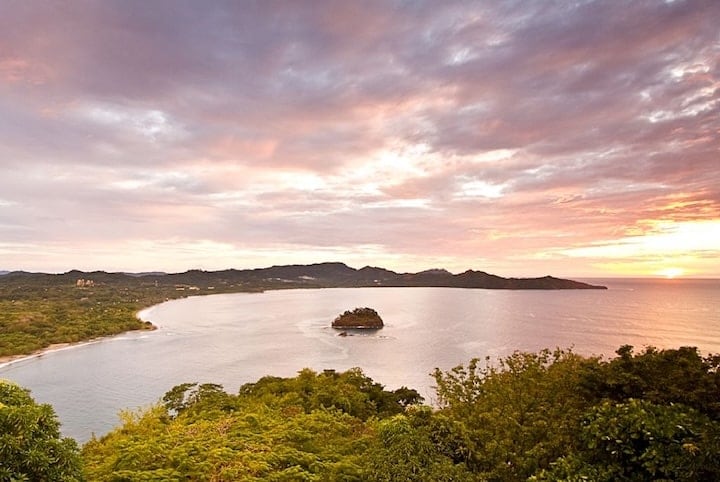 Things to Do in Playa Flamingo, Costa Rica: Sunsets, Dining & More